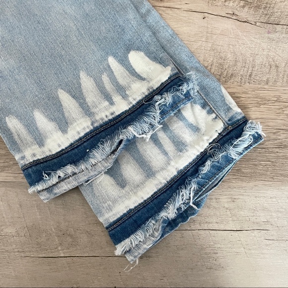 ๐บ DKNY Light Wash Cropped Raw Hem Tie Dip Dye Mid Rise Jeans Size 26 - Picture 8 of 11